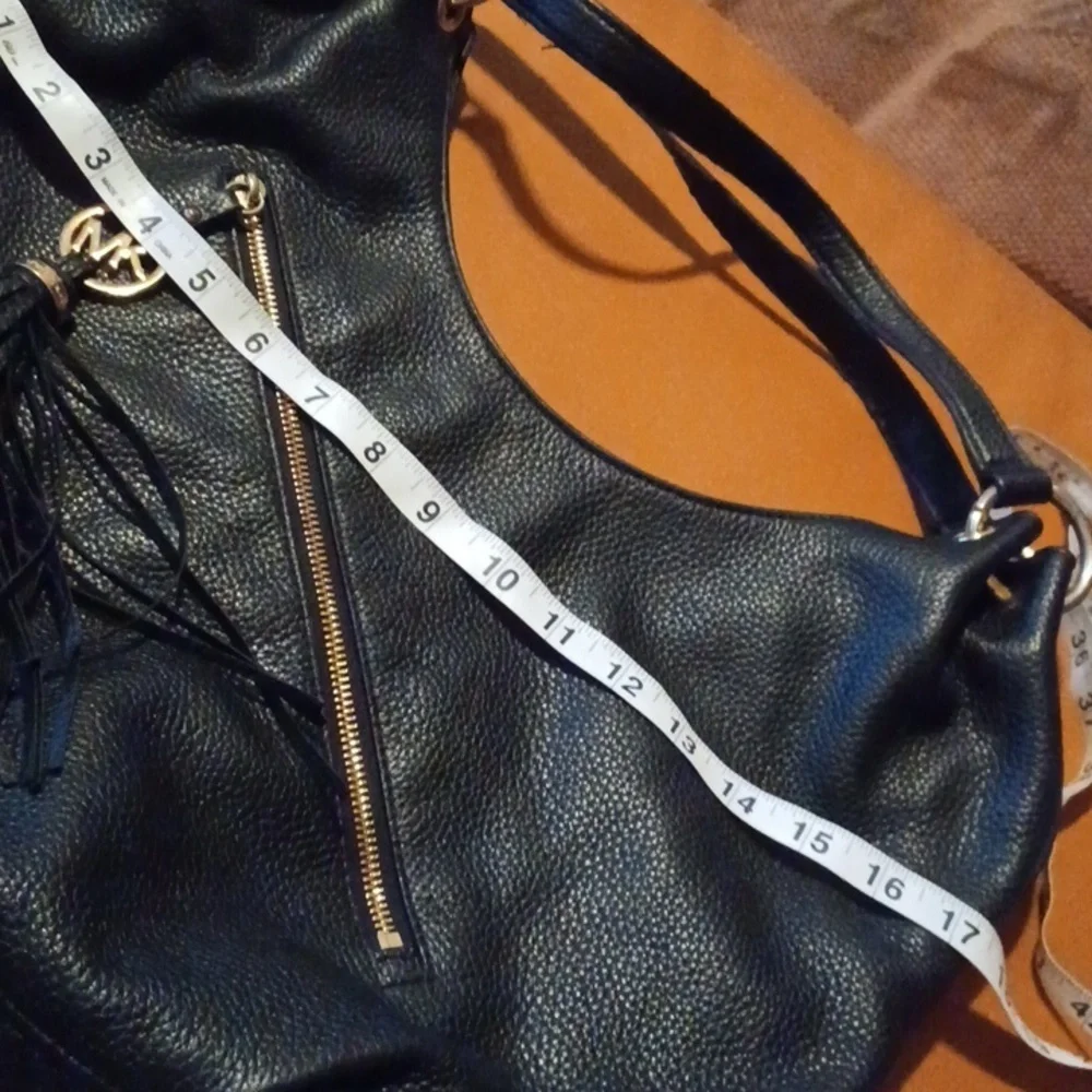 > Michael Kors Elegant Black Women's Bag Charm Tassel